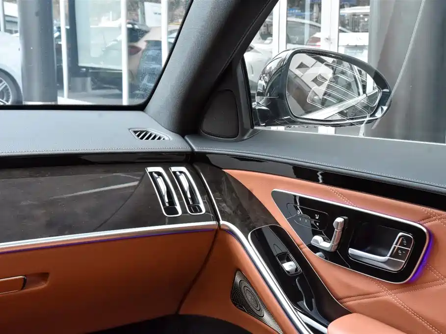 Mercedes-Benz S-Class — миниатюра 20