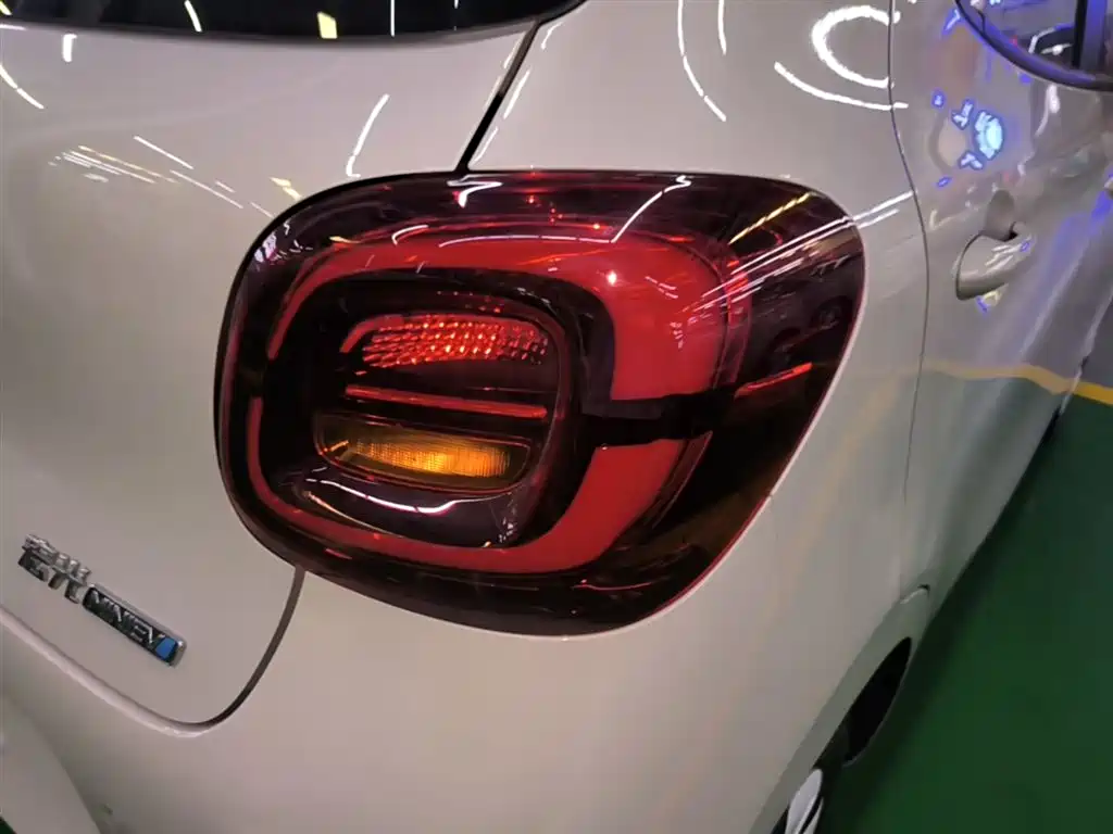 Wuling Mini EV MINIEV 2025