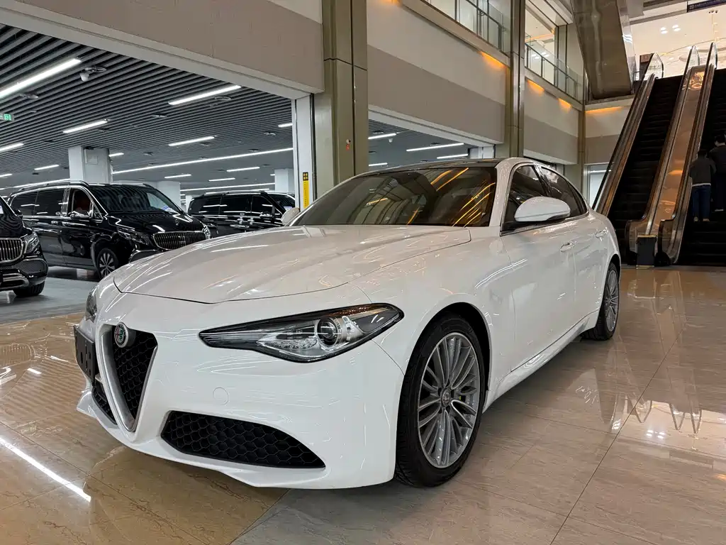 Alfa Romeo Giulia 2017