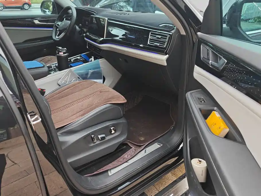 Volkswagen Teramont — миниатюра 8