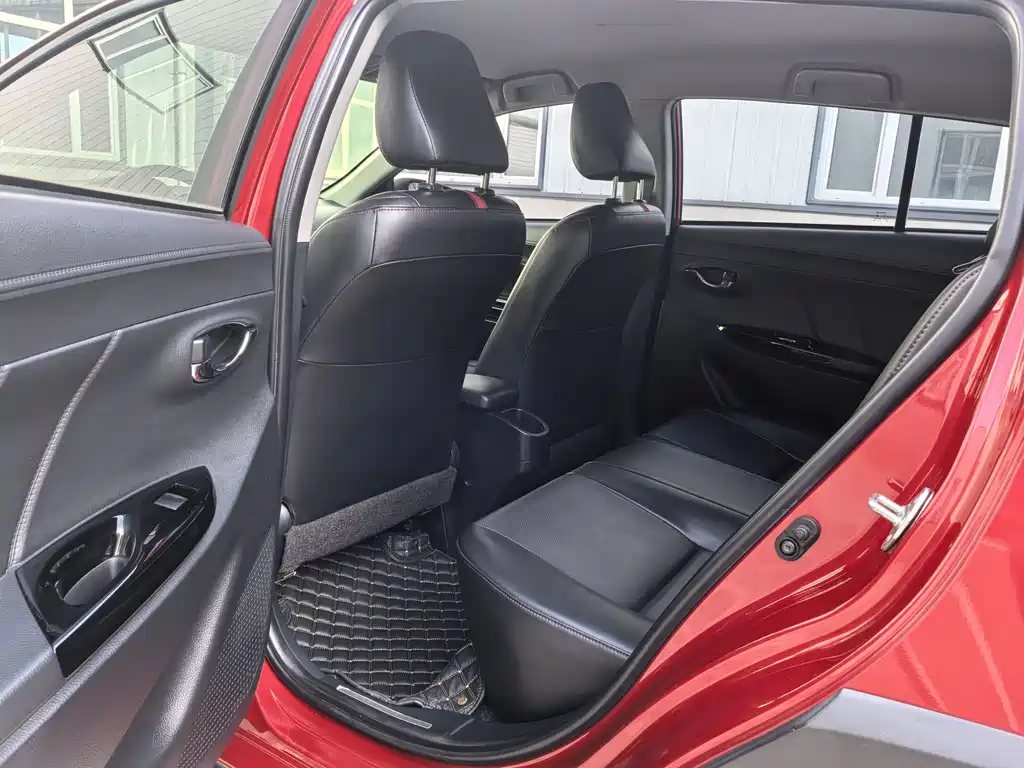 TOYOTA YARIS L ZHIXUAN