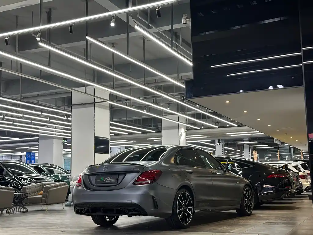 MERCEDES-BENZ C CLASS AMG