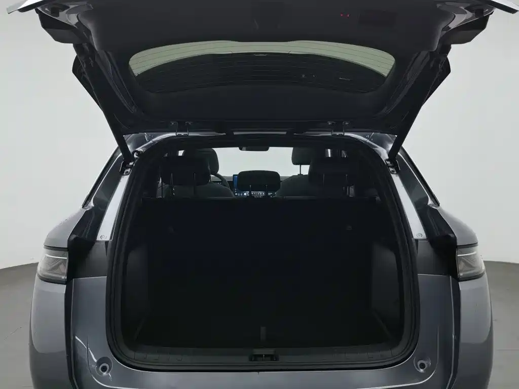 BYD L DM-i — миниатюра 16