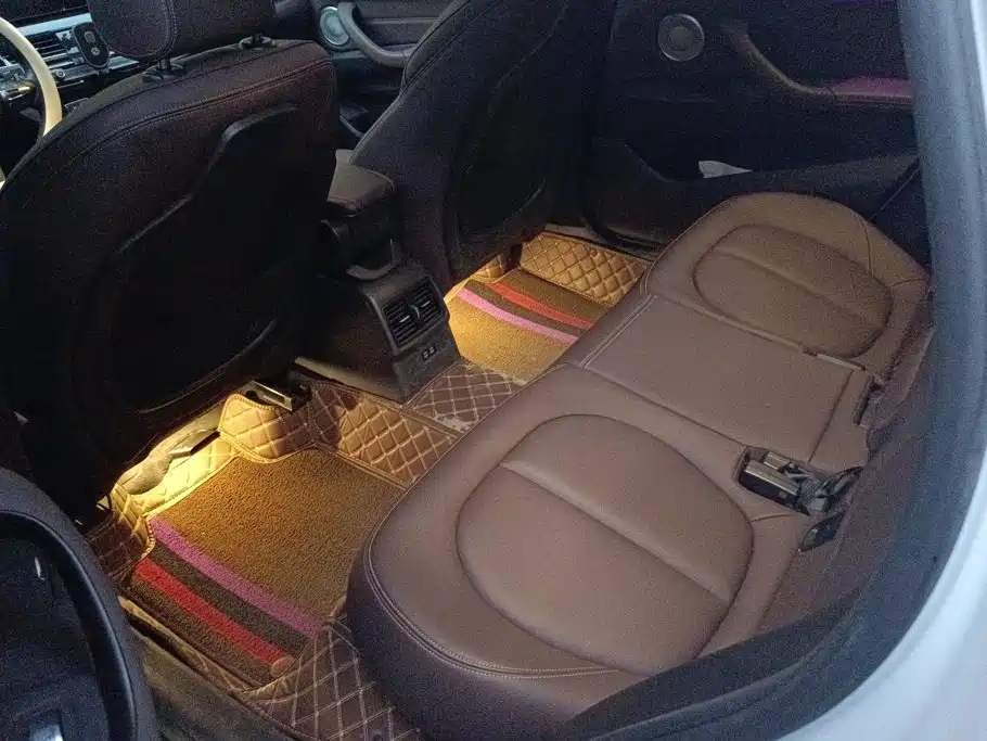 BMW X1 — миниатюра 11