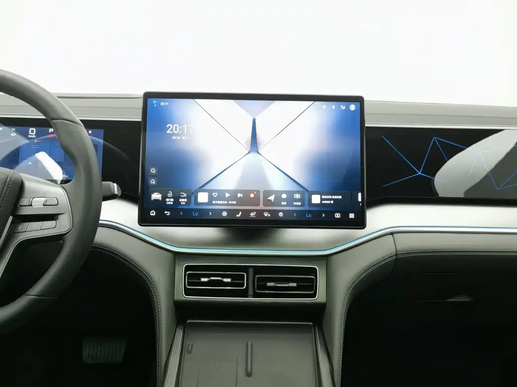 BYD L DM-i — миниатюра 12