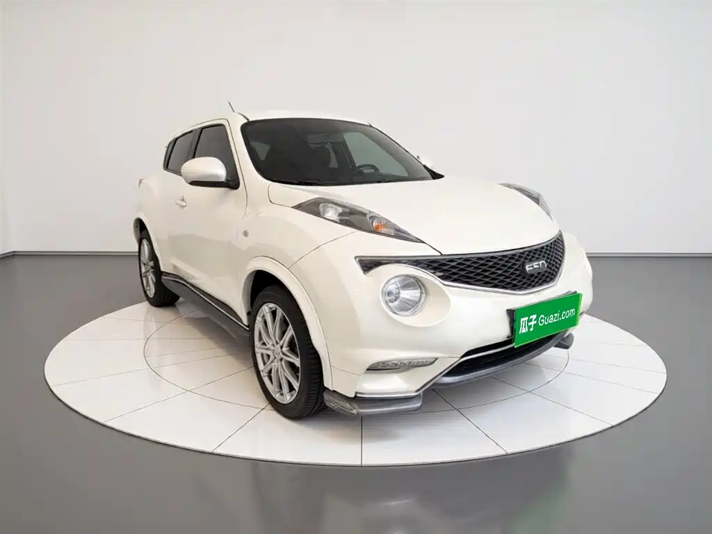 Infiniti ESQ 2014 1.6L