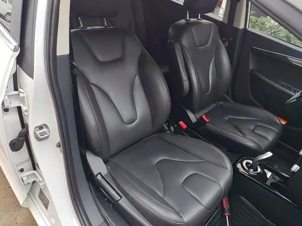 JAC JAC iEV7S — миниатюра 25