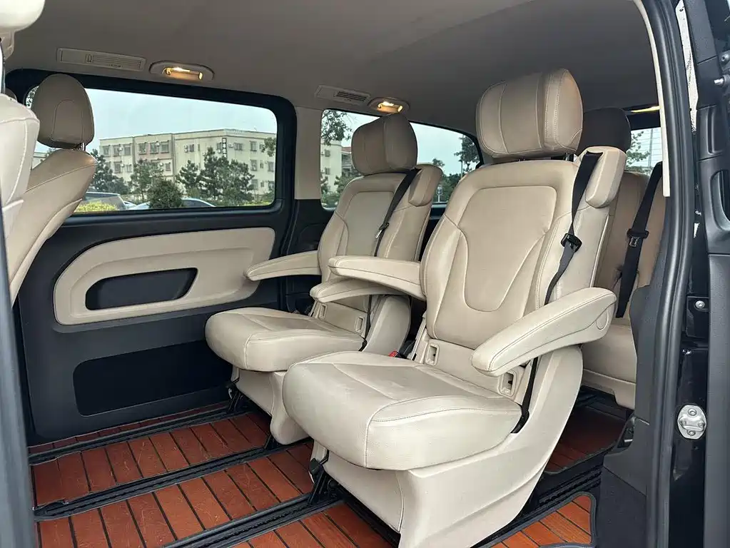 Mercedes-Benz Vito — миниатюра 11
