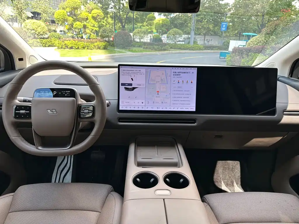 Li Auto Li i8 — миниатюра 10