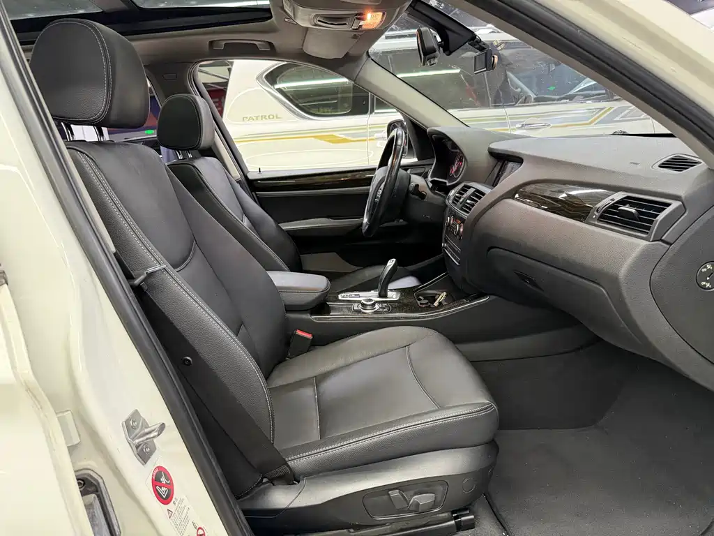 BMW X3 (Import) — миниатюра 26