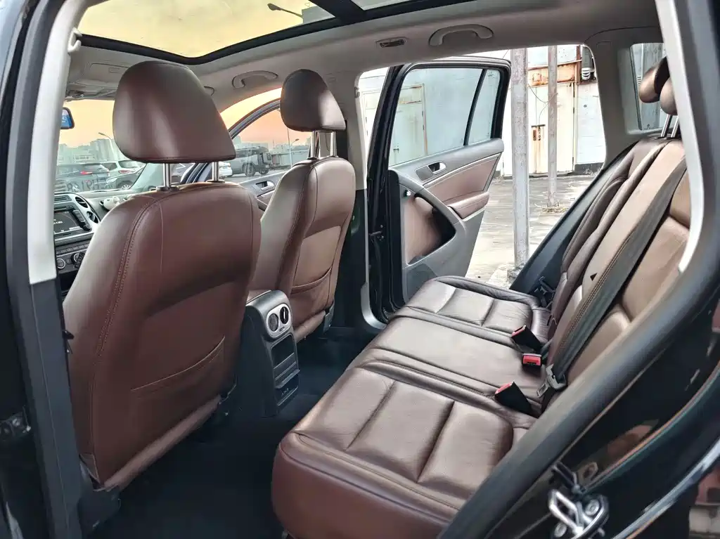 Volkswagen Tiguan — миниатюра 12