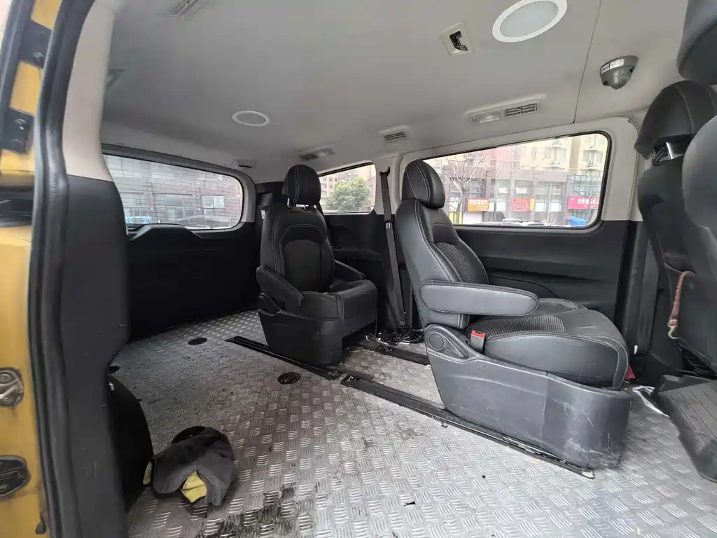 SAIC MAXUS CHASE G10