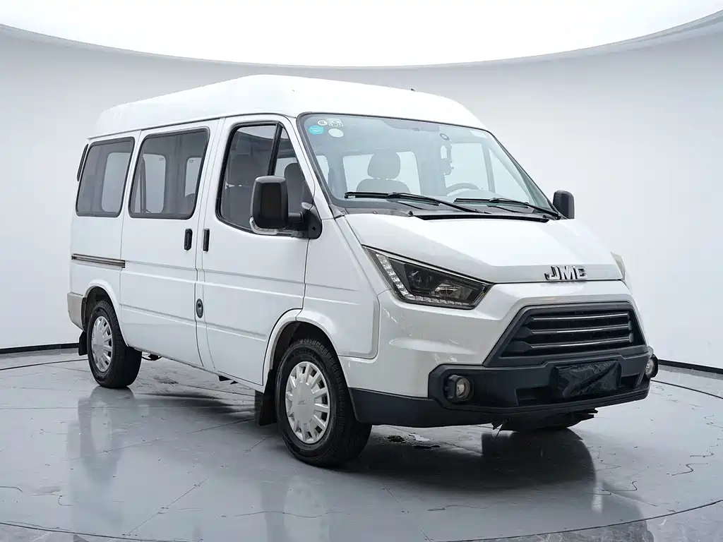JMC Tesla — миниатюра 3