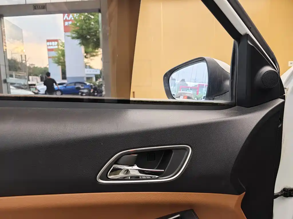 Geely Jingang 2016 1.5L MT Elite