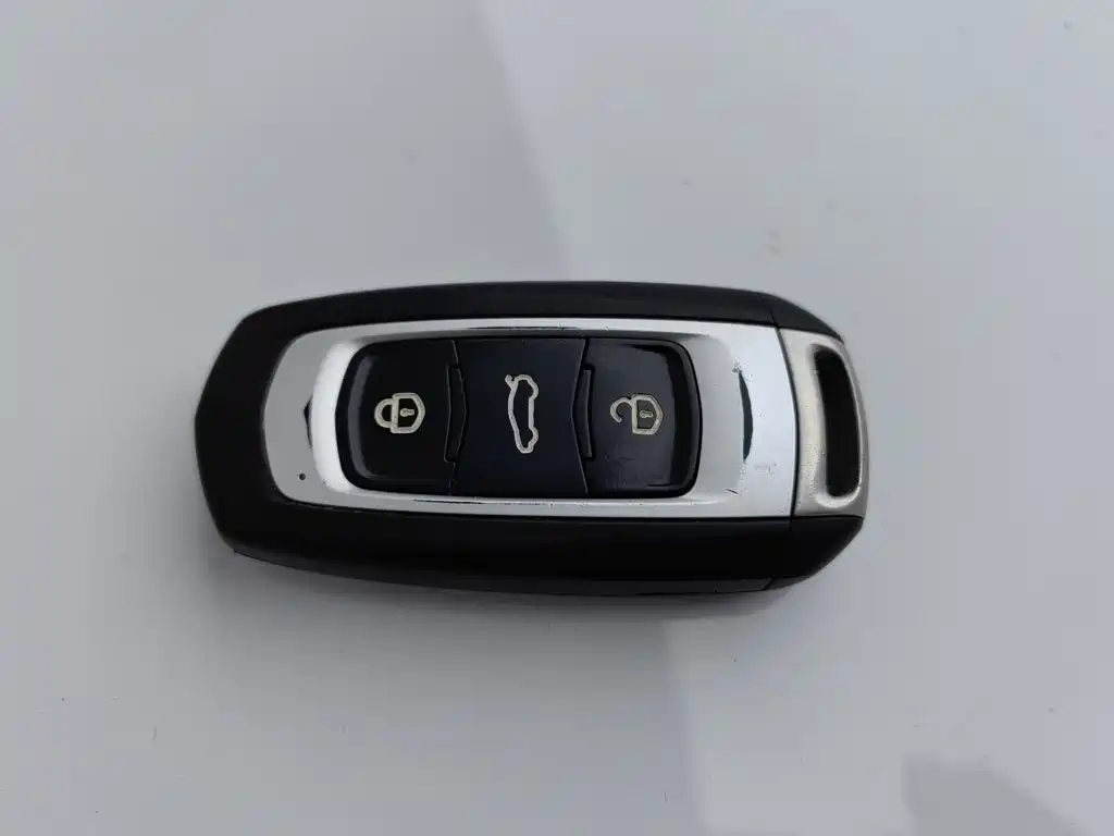 Geely Emgrand — миниатюра 19