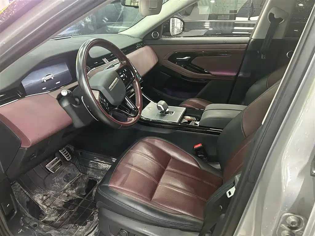 Land Rover Range Rover Evoque 2024 L SE