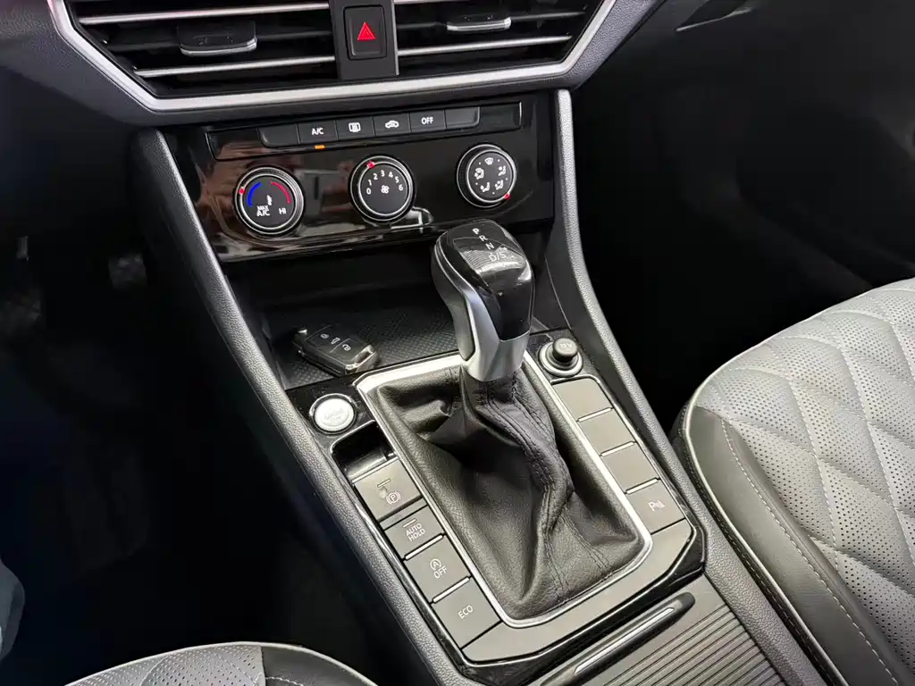 Volkswagen Sagitar — миниатюра 13