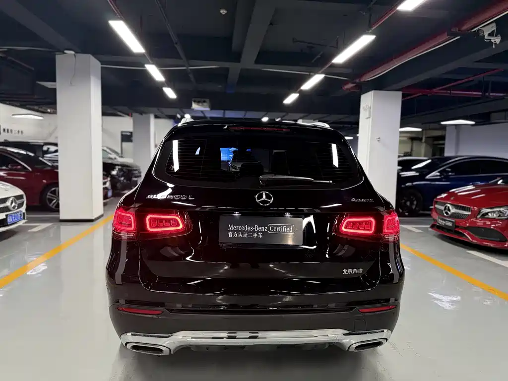 MERCEDES-BENZ GLC