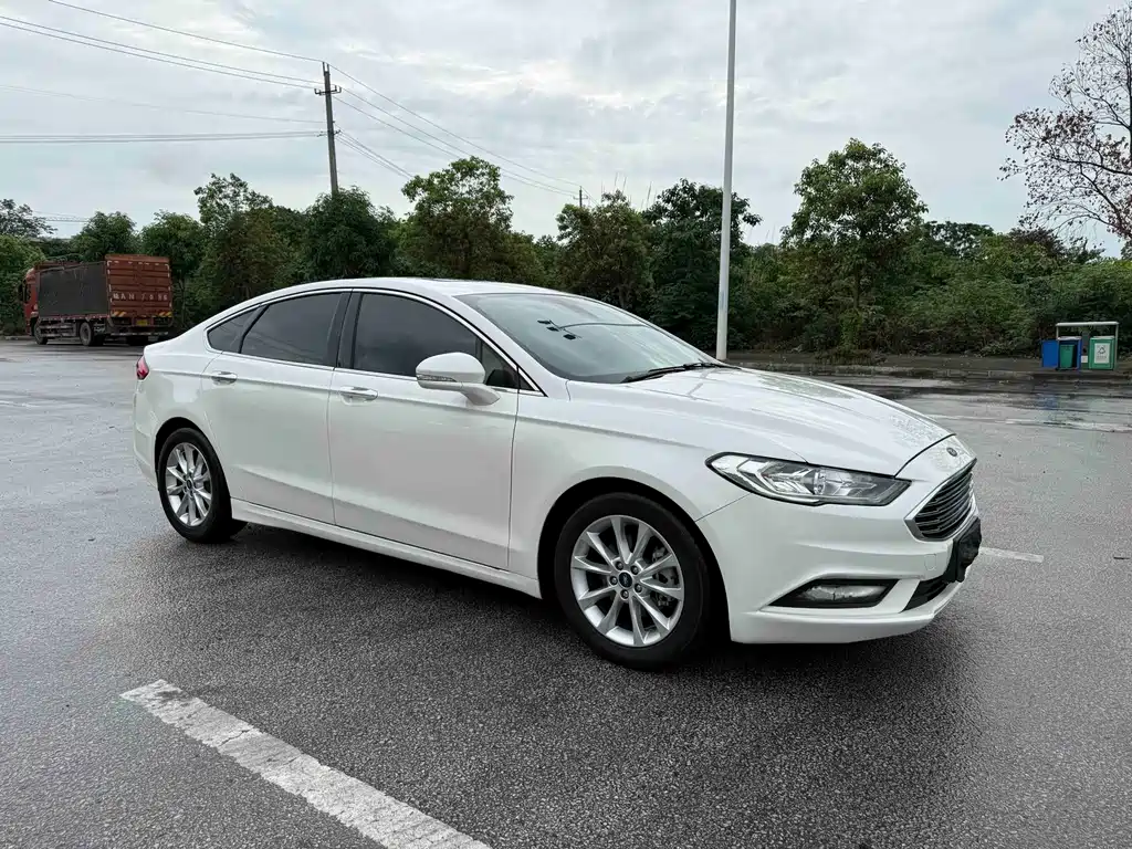 Ford Mondeo — миниатюра 3
