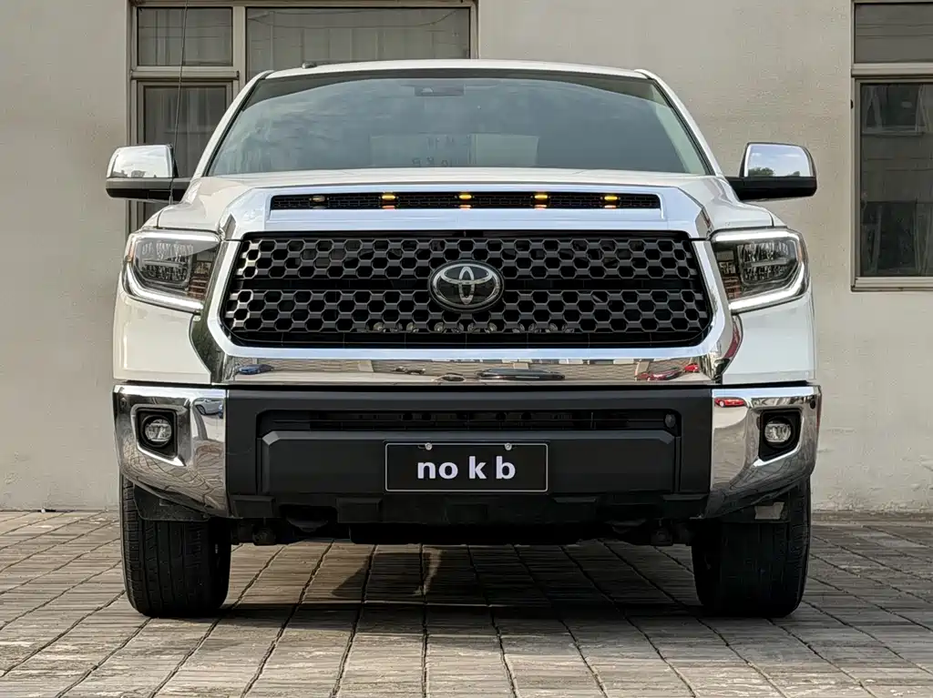 Toyota Tundra 2018 5.7L