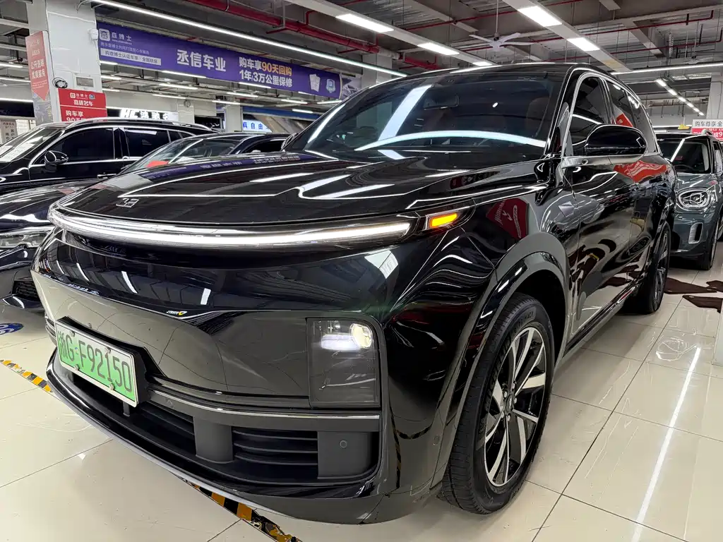 Li Auto L8 2023 Pro