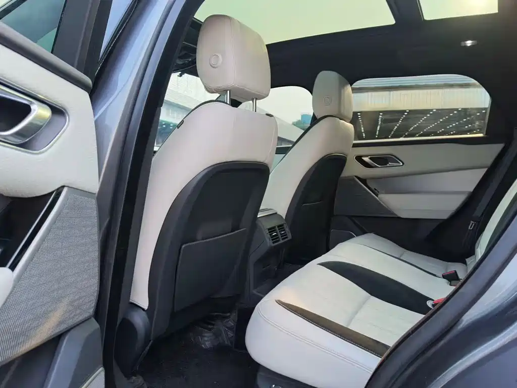 Land Rover Velar — миниатюра 6