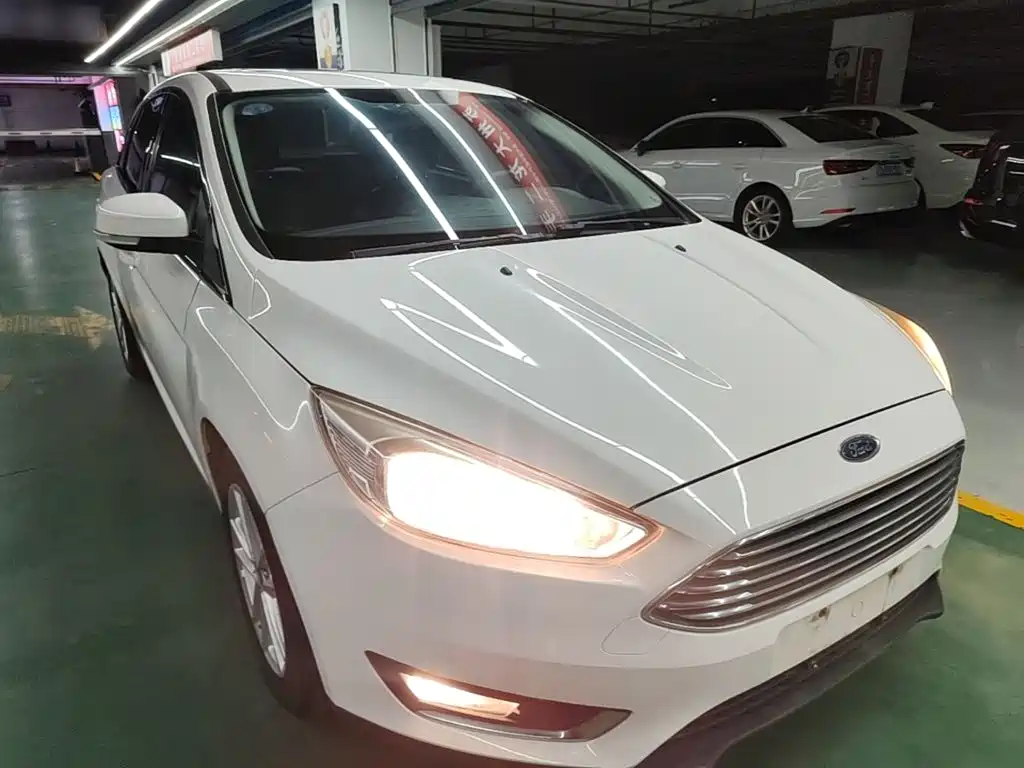 Ford Focus — миниатюра 4