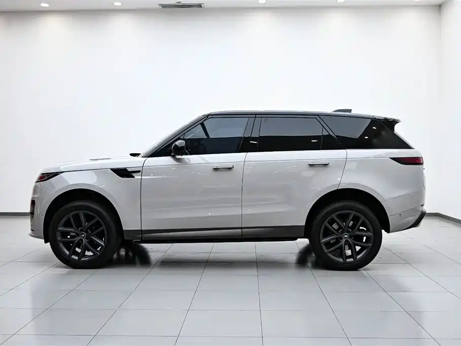 Land Rover Range Rover Sport 2023 400PS Dynamic SE