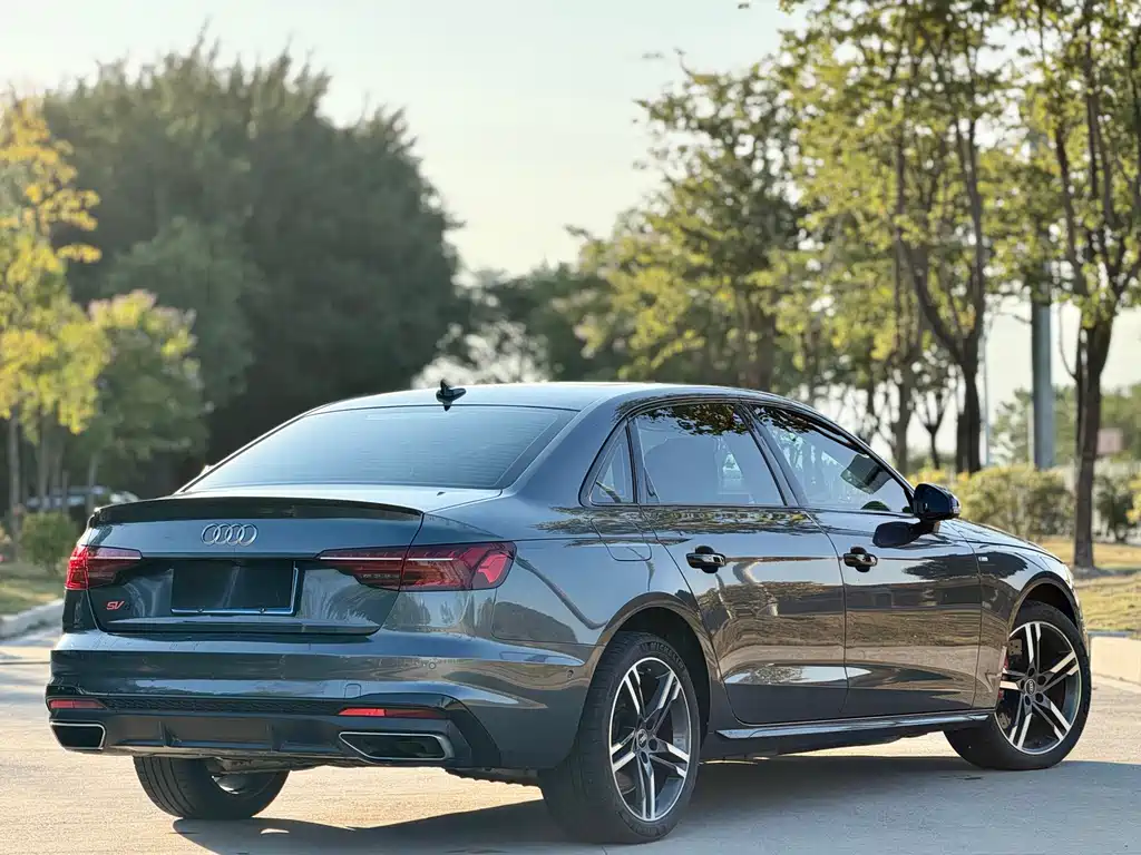 Audi A4L — миниатюра 6