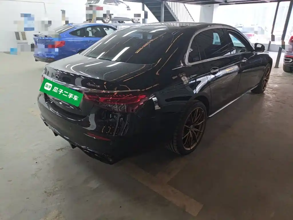 Mercedes-Benz E-Class — миниатюра 7