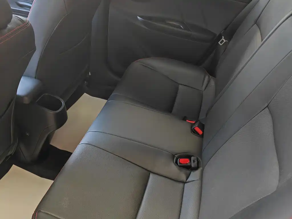 TOYOTA YARIS L ZHIXUAN