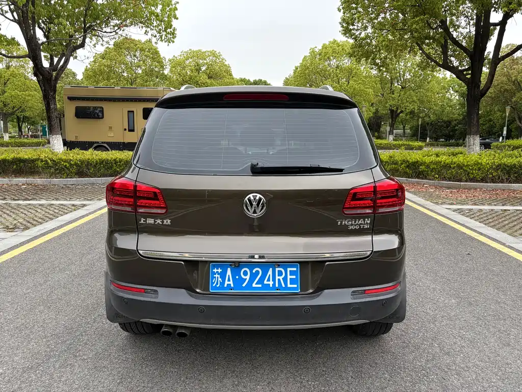 Volkswagen Tiguan 300TSI Auto 2WD Luxury Edition, фото 5