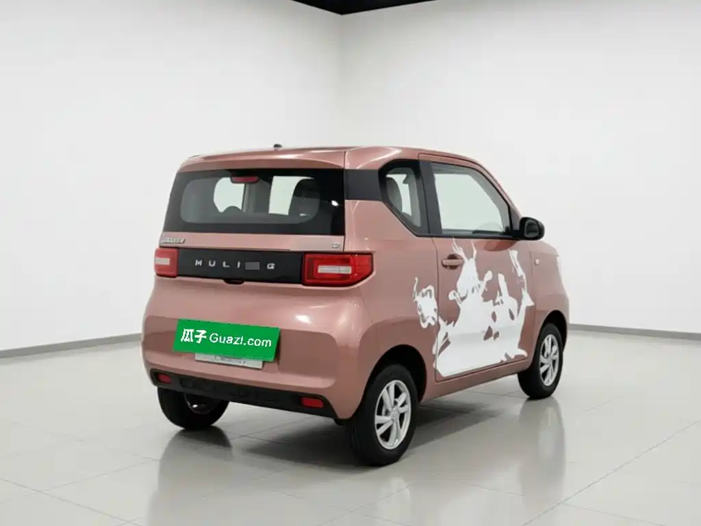 Wuling MINIEV — миниатюра 4