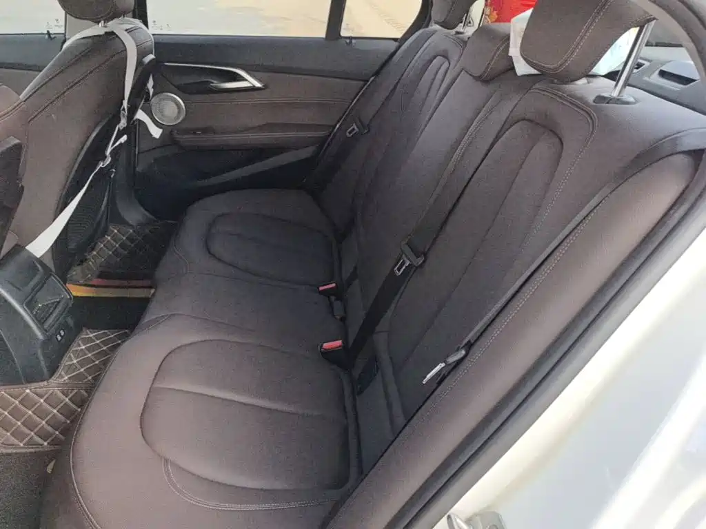 BMW 1 Series — миниатюра 17