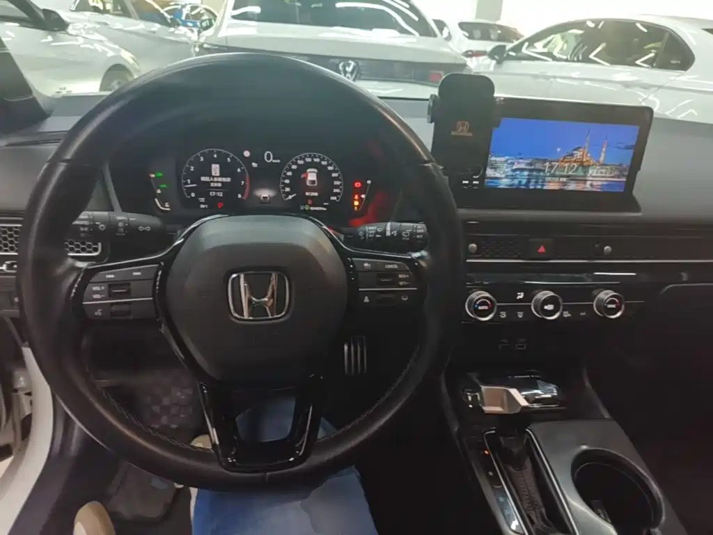 Honda Civic — миниатюра 10