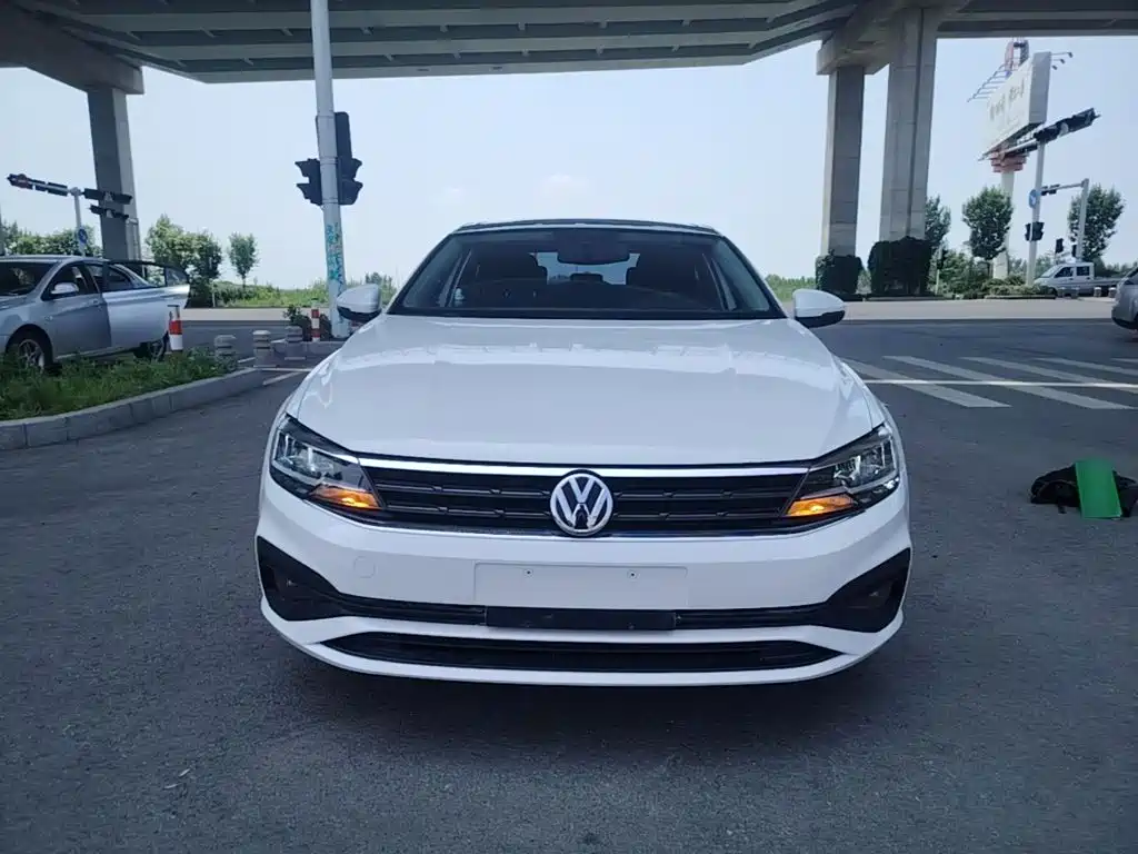 Volkswagen Lamando 2019 230TSI DSG VI