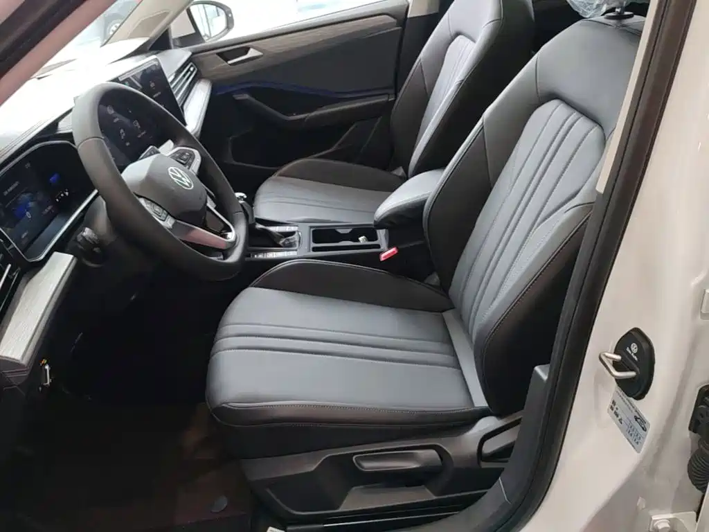 Volkswagen Sagitar — миниатюра 15
