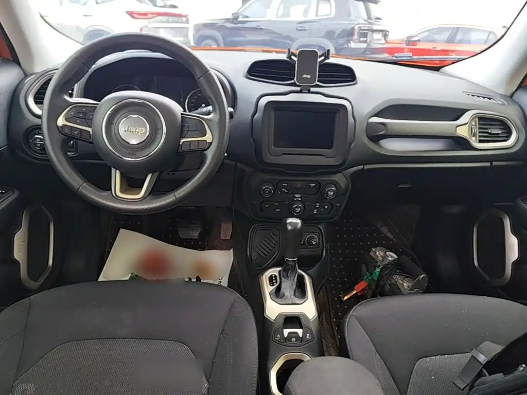 Jeep Renegade — миниатюра 10