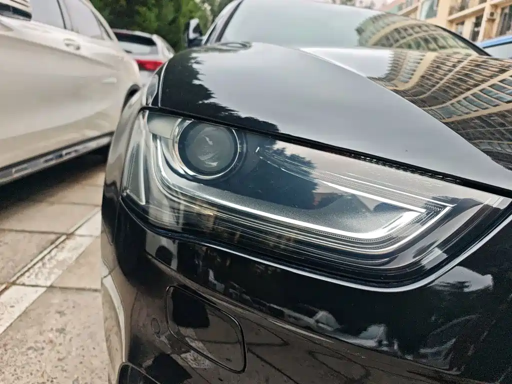 Audi A4L — миниатюра 7
