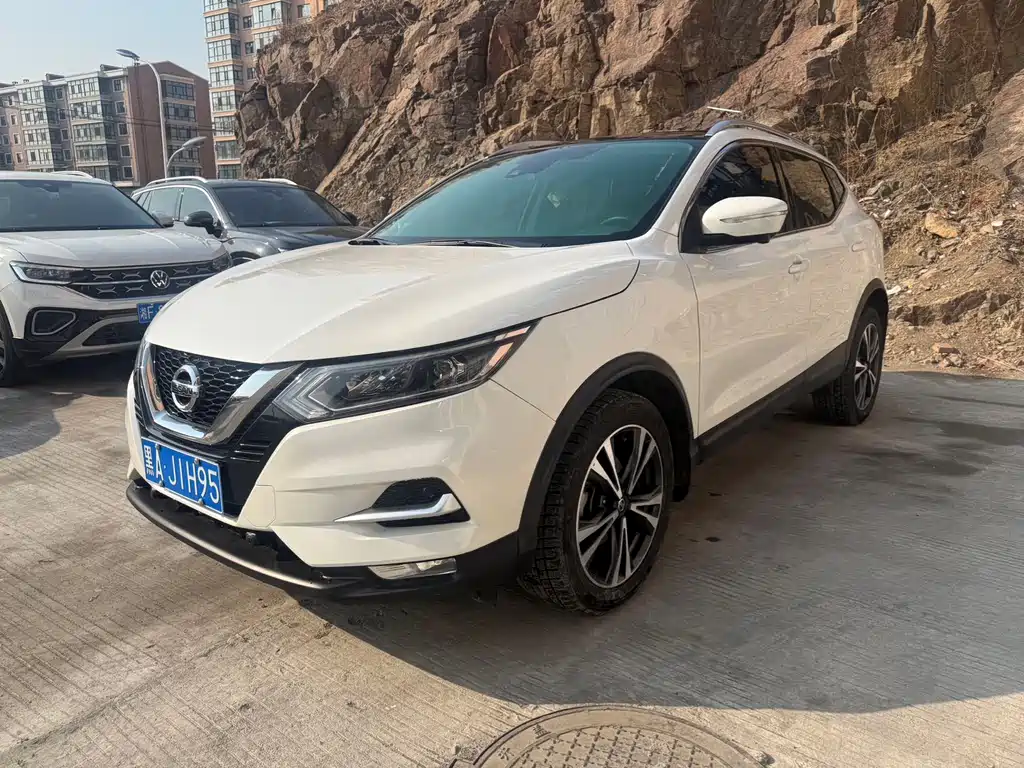 Купить Nissan Qashqai