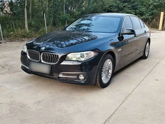 BMW  5 SERIES 2016