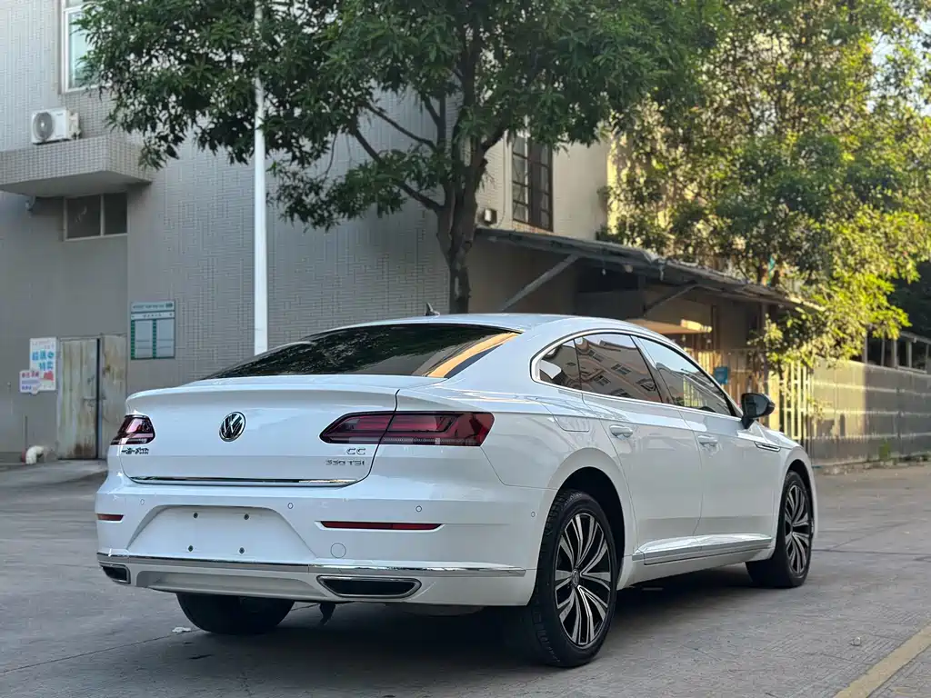Volkswagen CC — миниатюра 4