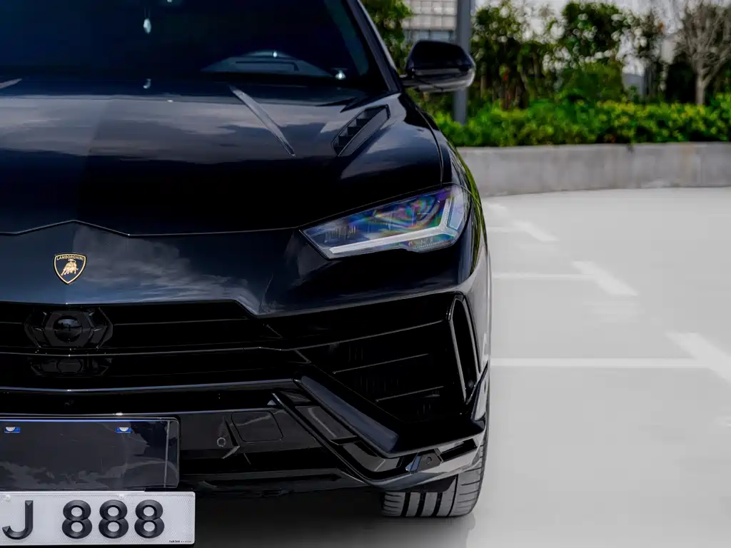 Lamborghini Urus — миниатюра 4