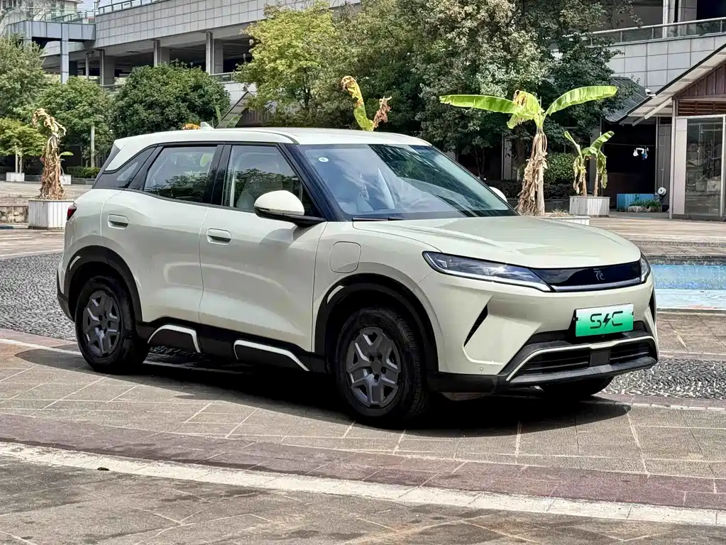 BYD Yuan UP — миниатюра 2