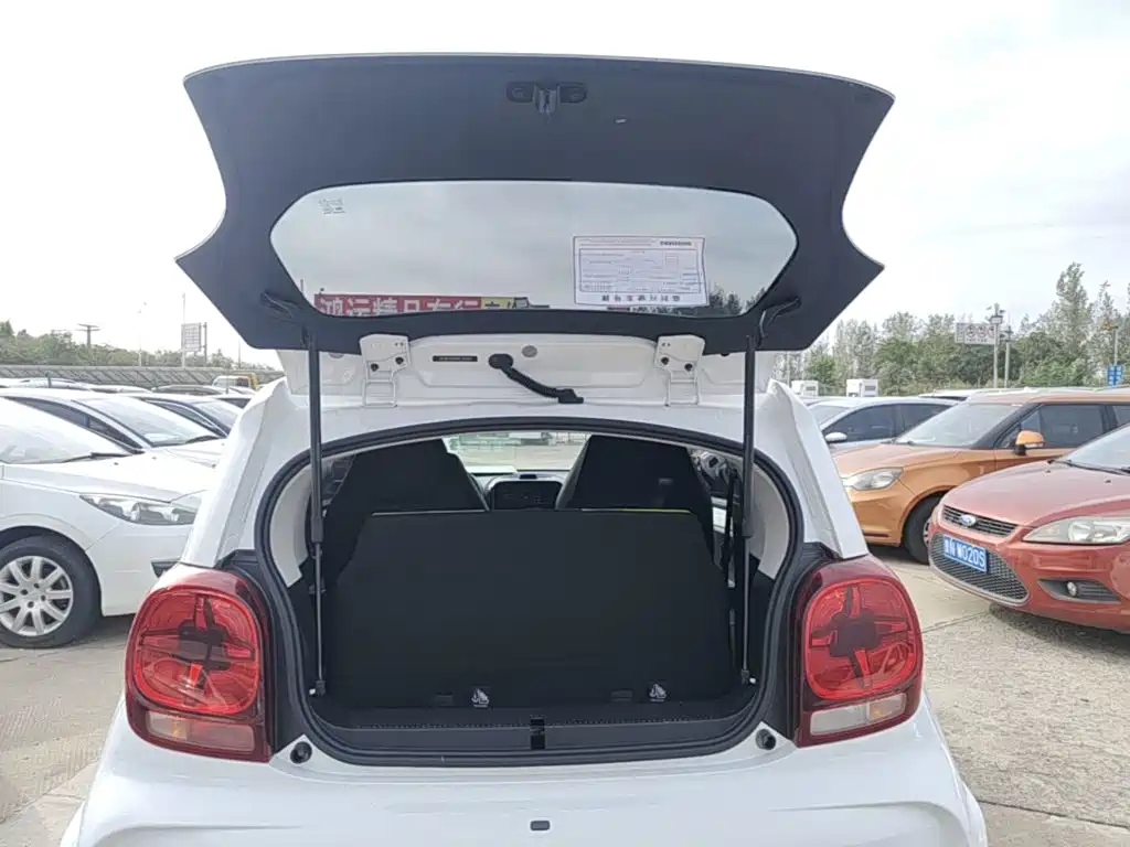Roewe Clever — миниатюра 19