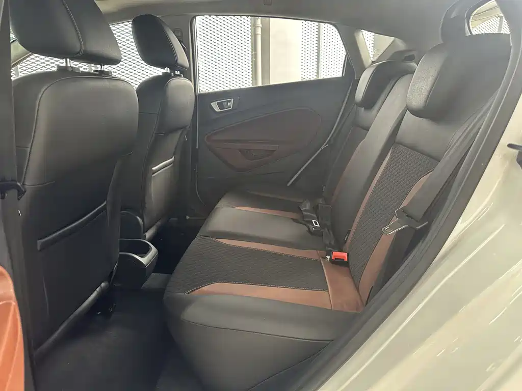 Ford Fiesta 2014 1.0 GTDi AT