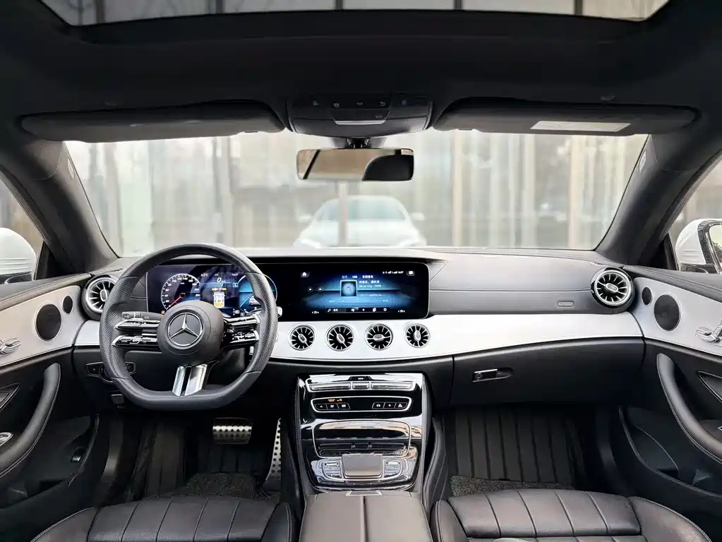 MERCEDES-BENZ E CLASS