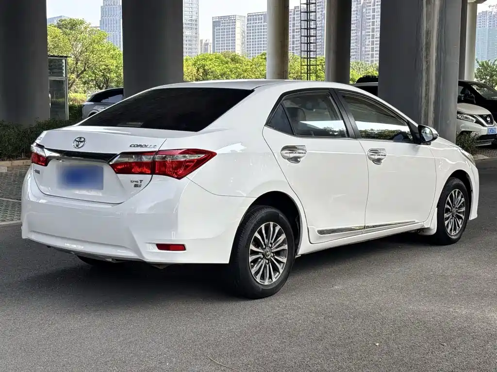 Toyota Corolla — миниатюра 7