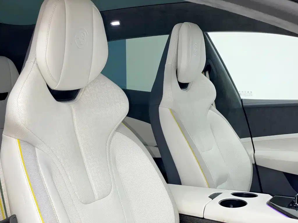 Lotus EMEYA — миниатюра 15