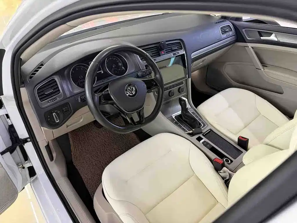 Volkswagen Golf — миниатюра 2
